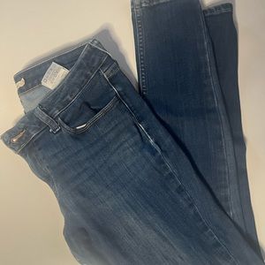 Levi’s 535 Super Skinny Women’s Size 31 jeans Medium Wash. mid rise